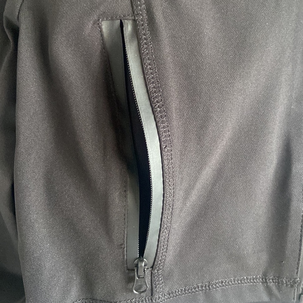 Cropped Workout Jacket - Picture 6 of 13